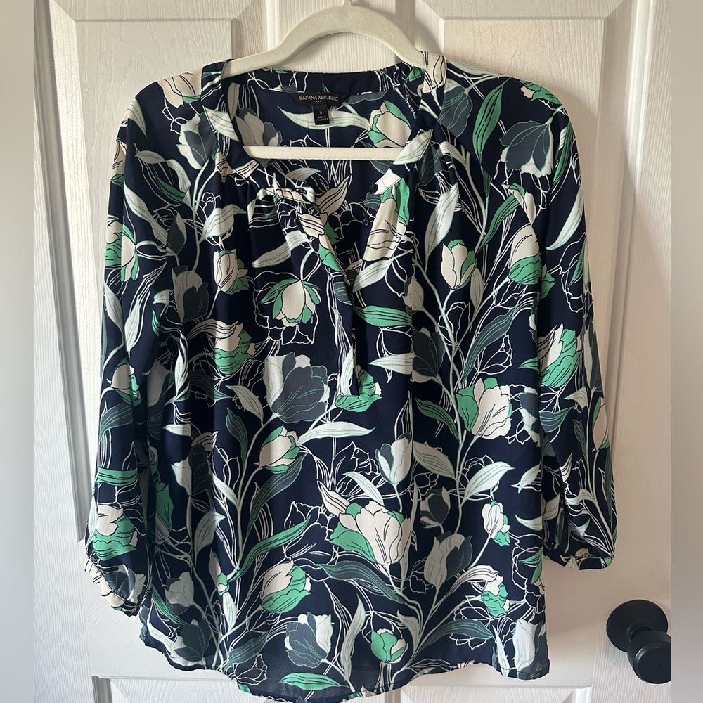 Banana Republic Split Neck Blouse